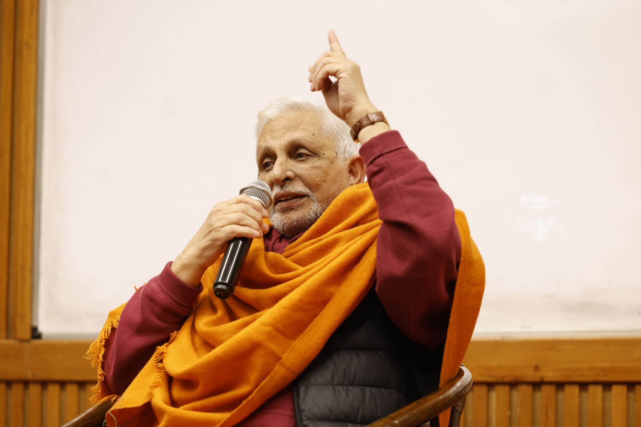 Sri M